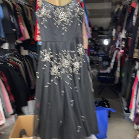 Massive Price Drop, 3\4 length gown - Picture 4 of 9